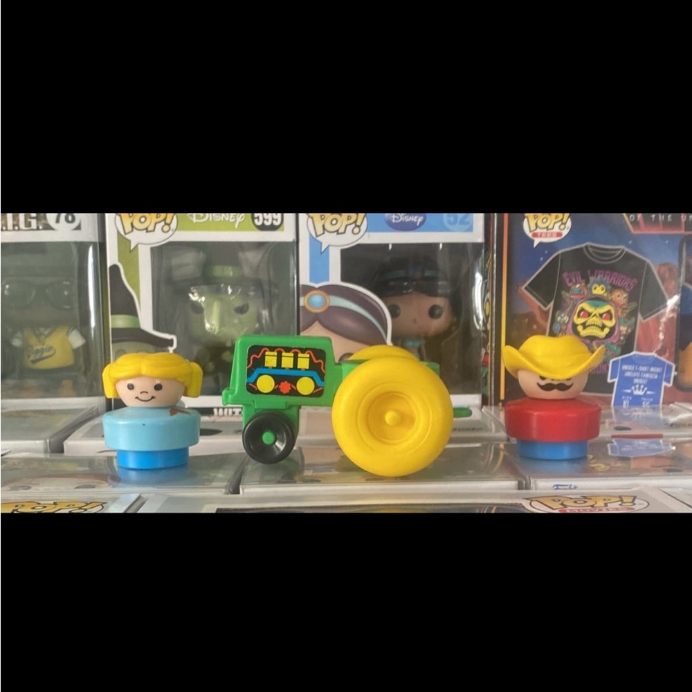 Vintage Fisher-Price Little People